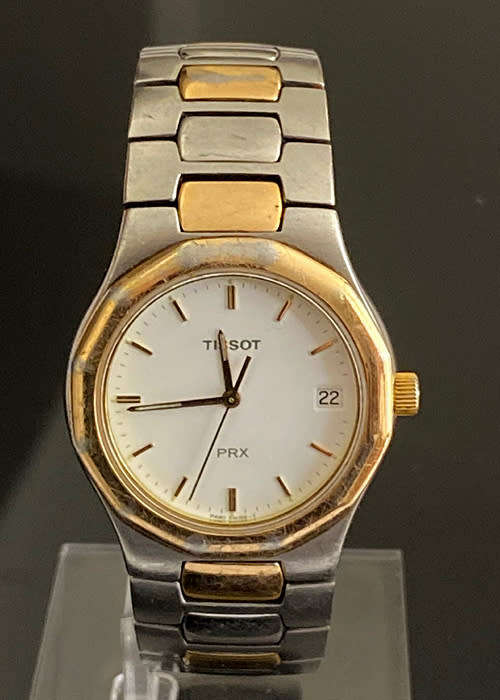 VINTAGE TISSOT PRX QUARTZ MEN S WATCH TWO TONE MODEL P 580 W WITH DATE